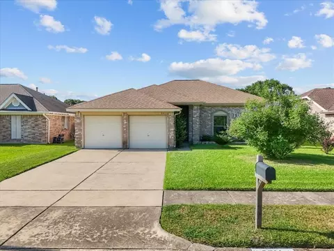 6511 Fairbourne Dr, Pasadena, TX 77505