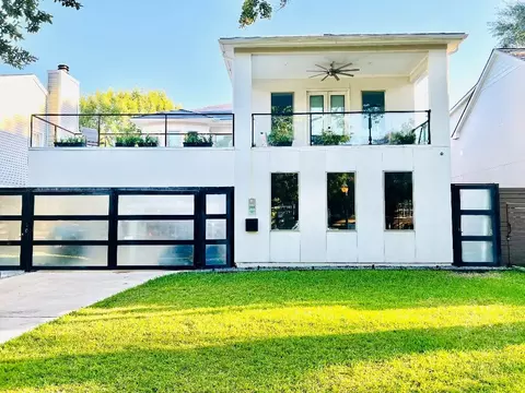 3735 University Blvd, Houston, TX 77005