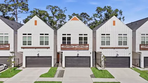 6042 Cebra St, Houston, TX 77091