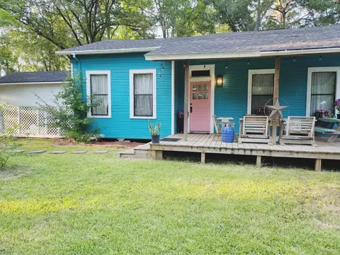 201 An County Road 165, Elkhart, TX 75839