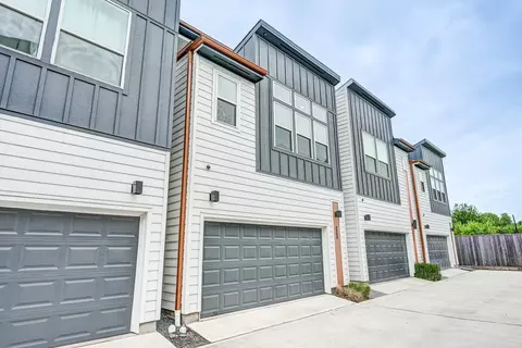 737 N Emile St, Houston, TX 77020