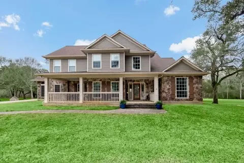 9500 Live Oak Ct, Manvel, TX 77578