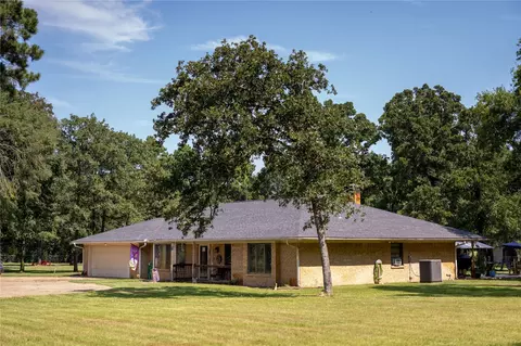 702 Acr 431, Tennessee Colony, TX 75861