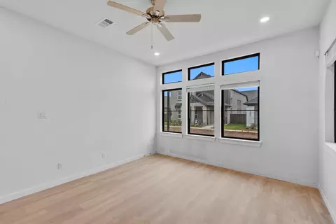 3363 Serenity Ln, Richmond, TX 77406