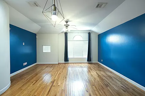 Bedroom - 5941 S Loop E #603, Houston, TX 77033 photo 1 of 7