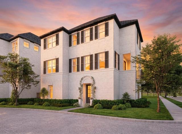 5929 Cottage Grove Lake Dr, Houston, TX 77007