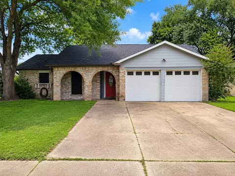 505 E Lambuth Ln, Deer Park, TX 77536
