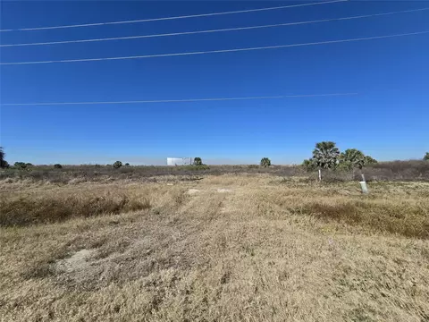 1575 Highway 87, Gilchrist, TX 77617