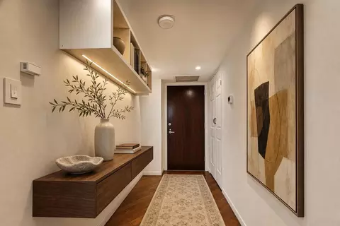 2016 Main St #701, Houston, TX 77002