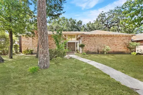 16907 Summit Oaks Ln, Spring, TX 77379 photo 1