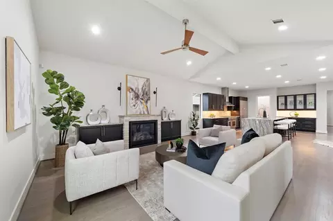 Other - 1906 Ebony Ln, Houston, TX 77018 photo 1 of 8