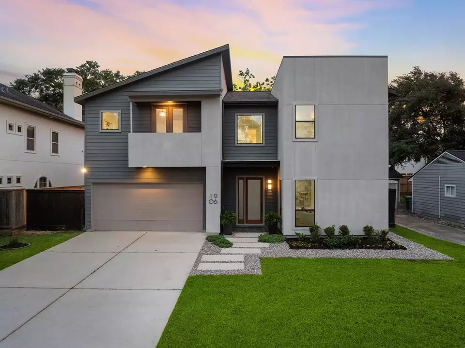 Exterior - 1906 Ebony Ln, Houston, TX 77018 photo 1 of 5
