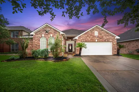 12706 Sienna Trails Dr, Tomball, TX 77377