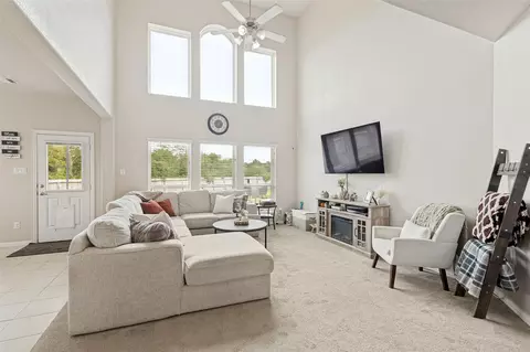 337 Burgundy Dr, Alvin, TX 77511