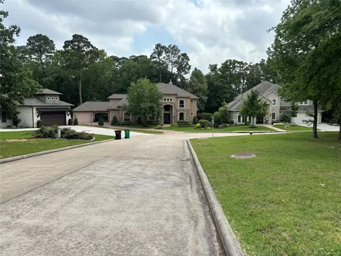 313 Pine Brook Dr, Montgomery, TX 77356