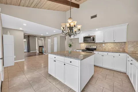 Kitchen - 23610 Creekview Dr, Spring, TX 77389 photo 2 of 2