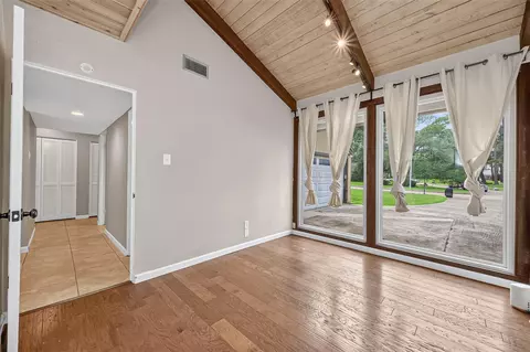 Entry Way - 23610 Creekview Dr, Spring, TX 77389 photo 4 of 4