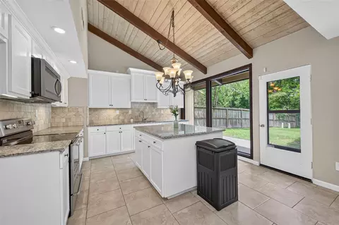 Kitchen - 23610 Creekview Dr, Spring, TX 77389 photo 1 of 2