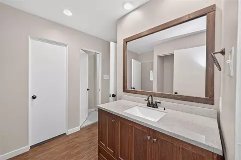 Bath - 23610 Creekview Dr, Spring, TX 77389 photo 5 of 6