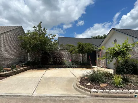 1719 Barleton Way, Houston, TX 77058