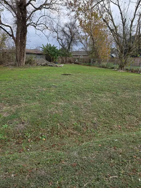 4204 Cortlandt St, Houston, TX 77018