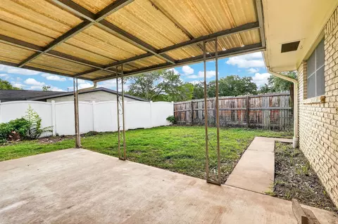 Exterior - 3501 Cavitt Ave, Bryan, TX 77801 photo 2 of 3