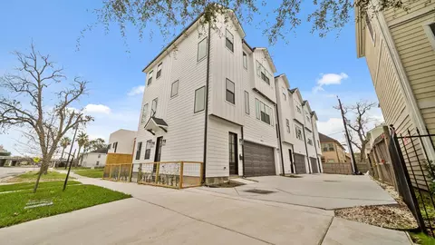 1912 Wheeler St, Houston, TX 77004