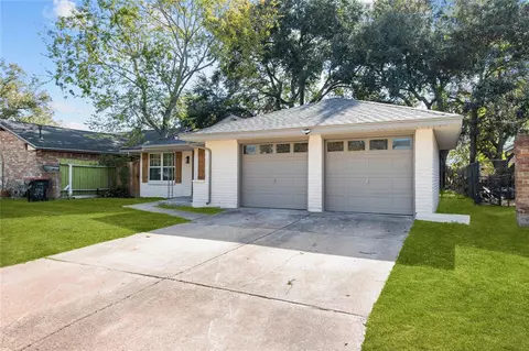 1107 Progreso Dr, Houston, TX 77038 photo 1