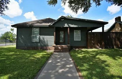 1403 Munger St, Houston, TX 77023