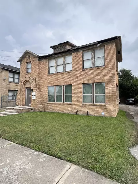 2213 Wheeler St, Houston, TX 77004