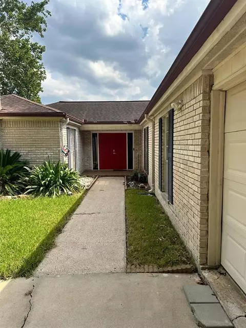 13815 Wickersham Ln, Houston, TX 77077