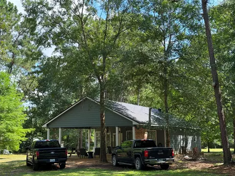 9806 State Highway 156, Coldspring, TX 77331