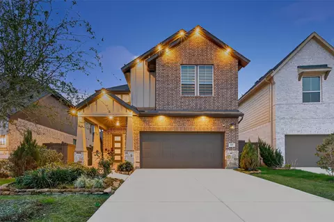 147 Nightshade St, Richmond, TX 77406