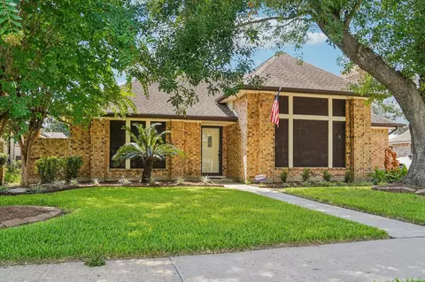 4730 Pine Valley St, Pasadena, TX 77505