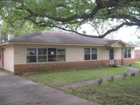 6020 Marcus, Beaumont, TX 77708 photo 1