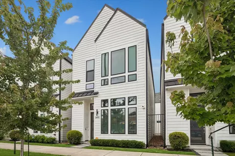 2410 Gray St, Houston, TX 77003