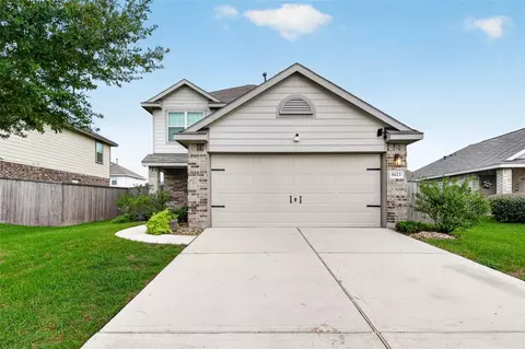 8623 River Crest Dr, Baytown, TX 77521