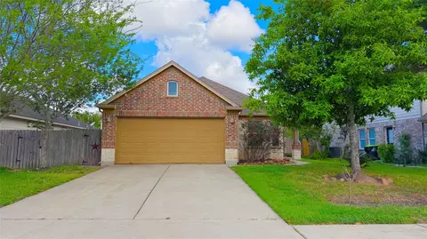 2102 Indian Clearing Trl, Rosenberg, TX 77471