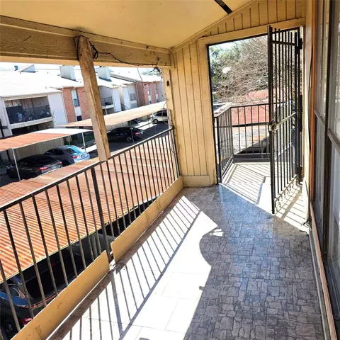 10100 S Gessner Rd #202, Houston, TX 77071