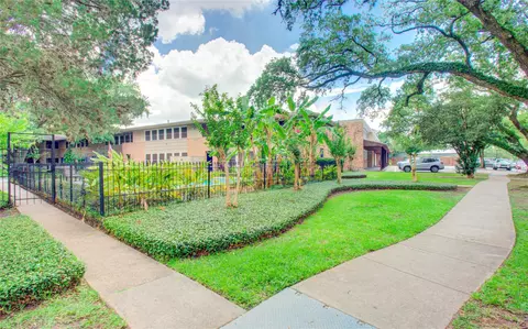 4020 Blue Bonnet Blvd #E, Houston, TX 77025