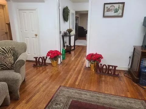 510 Shaver St, Pasadena, TX 77506