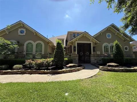 17810 Fairhaven Gateway Dr, Cypress, TX 77433
