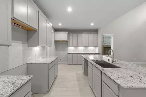 Kitchen - 2491 Forest Cedar Ln, Conroe, TX 77301 photo 3 of 3