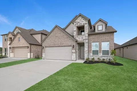 Exterior - 2491 Forest Cedar Ln, Conroe, TX 77301 photo 2 of 6