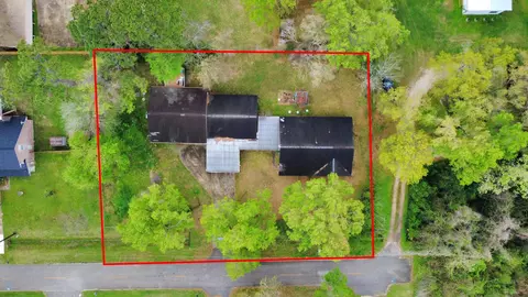 16622 Water Oak Dr, Channelview, TX 77530