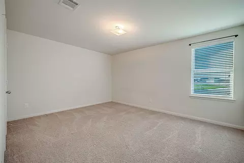 Bedroom - 346 Apache Field Ln, La Marque, TX 77568 photo 2 of 10