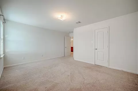 Bedroom - 346 Apache Field Ln, La Marque, TX 77568 photo 3 of 10