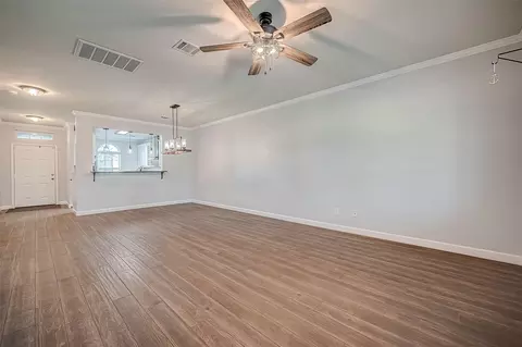 Living - 346 Apache Field Ln, La Marque, TX 77568 photo 3 of 4