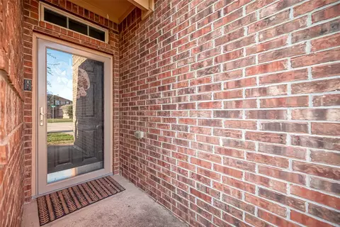 Entry Way - 346 Apache Field Ln, La Marque, TX 77568 photo 1 of 4
