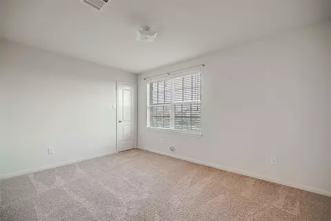 Bedroom - 346 Apache Field Ln, La Marque, TX 77568 photo 9 of 10